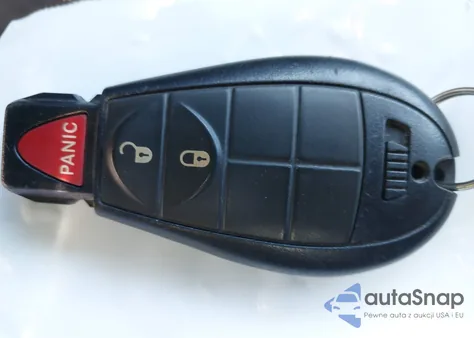 2014 Jeep Cherokee Latitude из США, поврежденный, VIN 1C4PJLCB8EW126802